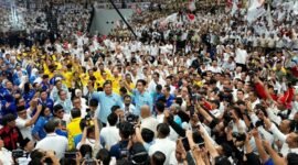 Deklarasi pasangan capres-cawapres Prabowo Subianto dan Gibran Rakabuming Raka di Indonesia Arena, Senayan, Jakarta. (Dok. TIm Media Prabowo Subianto)
