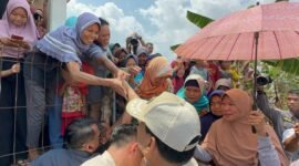 Calon Presiden Koalisi Indonesia Maju, Prabowo Subianto di kampung keluarga besar Eyang Kakung Prabowo yang ada di Banyumas. (Dok. Tim Media Prabowo Subianto)
