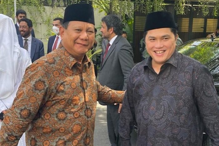 Ketua Umum Partai Gerindra Prabowo Subianto bersama Menteri BUMN, Erick Thohir. (Facbook.com/@Erick Thohir)

