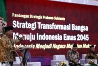 Prabowo menjawab pertanyaan Panelis saat acara Dialog Publik Muhammadiyah bersama Prabowo Subianto - Gibran Rakabuming Raka di Universitas Muhammadiyah Surabaya, Jawa Timur, Jumat (24/11/2023). (Dok. Tim Media Prabowo)