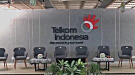 PT Telkom Indonesia Tbk berhasil membukukan pendapatan konsolidasi sebesar Rp37,4 triliun pada akhir kuartal pertama 2024 atau tumbuh 3,7% YoY. (Instagram.com/@telkomindonesia)