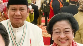 Ketua Umum PDI Perjuangan Megawati Soekarnoputri bersama Presiden Ri dan juga Ketua Umum Partai Gerindra, Prabowo Subianto. (Instagram.com/@presidenmegawati)