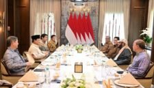 Presiden RI Prabowo Subianto  menggaet investor Qatar dalam penandatangan kesepakatan atau MoU investasi pembangunan 1 juta rumah untuk rakyat. (Facebook.com @Setkab RI)