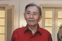 Kwik Kian Gie, ekonom independen yang dikenal tajam dalam mengkritik kebijakan pro-oligarki dan utang luar negeri. (Instagram.com @sandiuno)