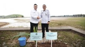 Melalui kolaborasi dengan Kemenimipas, BRI hadir dengan program BLK dan penanaman pohon kelapa untuk memberdayakan masyarakat. (Dok. BRI)