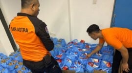 Nurani Astra dirikan 12 posko bencana dan salurkan 16 ribu paket sembako di Aceh, Sumut, Sumbar. (Dok. Astra)