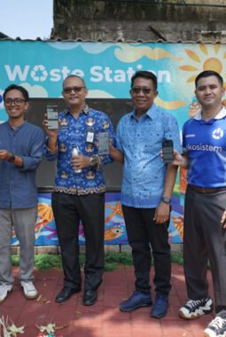 Kolaborasi Lintas Sektor Jalankan Model Baru Pengelolaan Sampah dengan Skema Insentif Digital Terukur