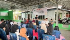 Dalam semangat berbagi di bulan suci Ramadan, Musim Mas Group kembali menyelenggarakan program Safari Ramadan 2026 dengan menyalurkan berbagai bantuan sosial kepada masyarakat di sekitar wilayah operasional perusahaan.