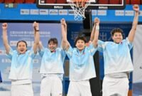 Pada 29 April, tim China sebagai juara tampil dalam upacara penyerahan medali. Foto: Guo Cheng/Xinhua