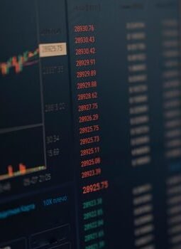 Transparansi Bursa: Kunci Investor Percaya Diri di Tengah Geliat Ekonomi
