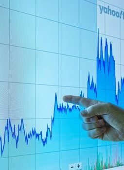 Mengurai Volatilitas Harga Saham: Antara Ketakutan dan Peluang Cuan