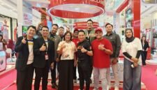 Perwakilan Tourism Selangor berfoto bersama di Pameran Kesehatan Malaysia (MHX) Indonesia 2026 di Jakarta, mempromosikan inisiatif Heal & Explore.
